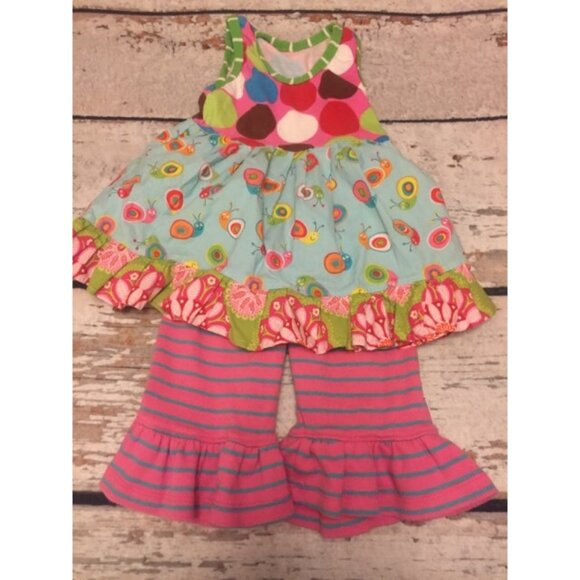 Momi Boutique Snail Outfit - Picture 1 of 7